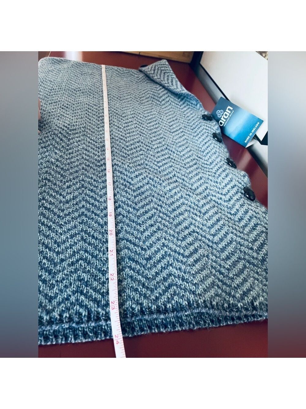 ARAN Irish Blue Herringbone Poncho w. Carved Wooden Button Detail -One Size BNWT - Picture 10 of 10